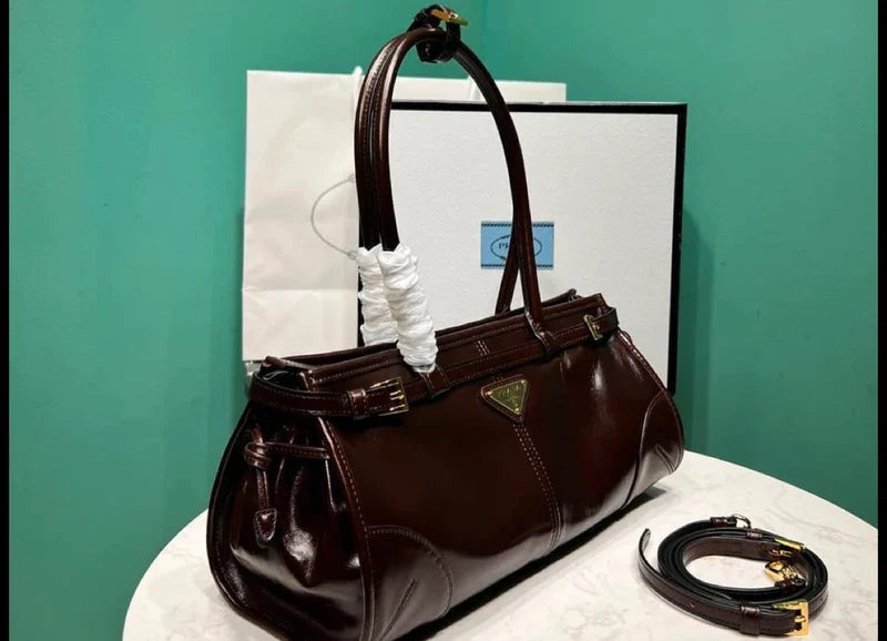 Vintage PRADA bag Excellent condition