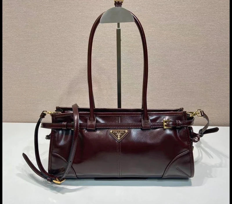 Vintage PRADA bag Excellent condition
